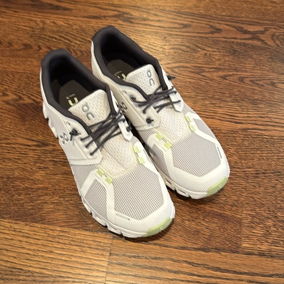 On Clouds 5 Push Running sneaker size 8 Brand New - Picture 2 of 6